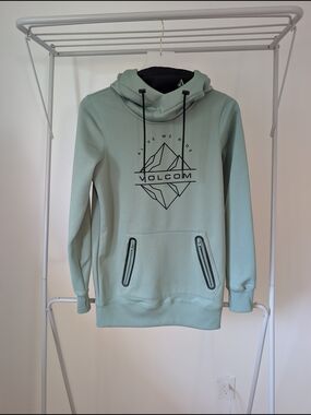 Volcom Sage Green Pullover Hoodie with Front Zip Pockets